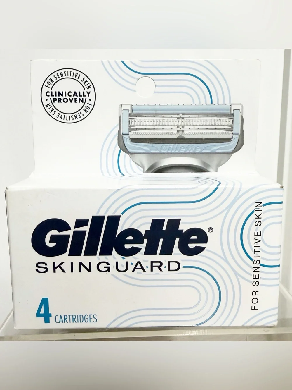 Gillette Skinguard For Sensitive Skin Razor Blade Refills - 4 Cartridges - NIB